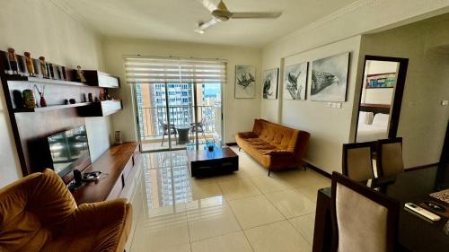 Ibbanwala Apartment | Oceanfront SkyLounge Apartment in Colombo with Pool & Spa