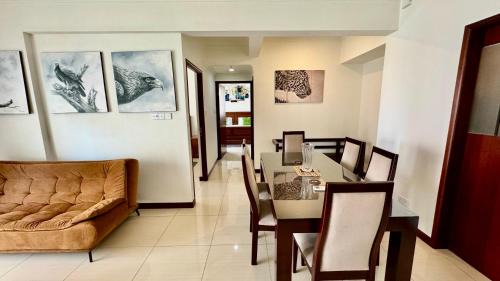 Ibbanwala Apartment | Oceanfront SkyLounge Apartment in Colombo with Pool & Spa