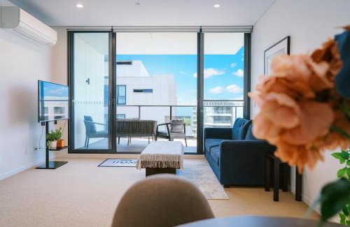 Wentworth Point Apartment | Discover SkyPark Oasis Retreat: 4-Star Gem near Olympic Park
