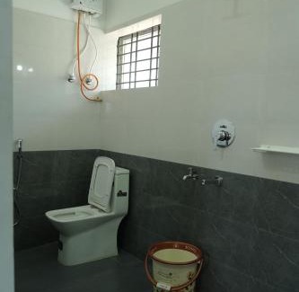 Mudigere House | SkyScape Homestay- Best Homestay near to falls ettina bhuja treaking, devaramane, bettadhabiraveshvara