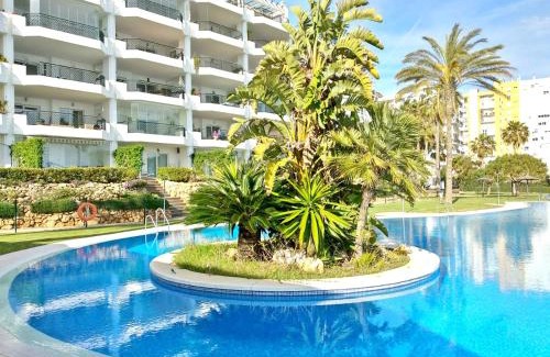 Sitio de Calahonda Apartment | Elevate Your Stay at SkySea Holidays MI CAPRICHO Hotel