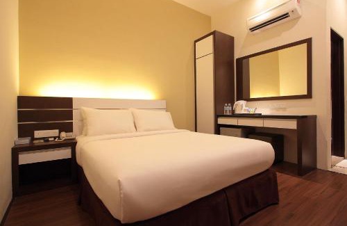 Pekan Melayu Hotel | Affordable Skytree Hotel: Family-Friendly & Accessible Stays