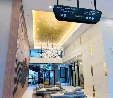 Bukit Indah Apartment | Top-Rated Skytree Studio Apartment with Pool in Bukit Indah