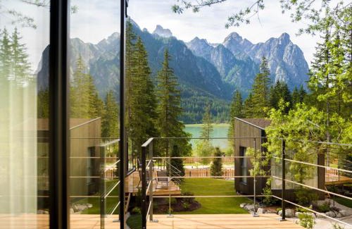 Dobbiaco Ski Chalet | Discover Skyview Chalets: Pet-Friendly Retreat by Toblacher See
