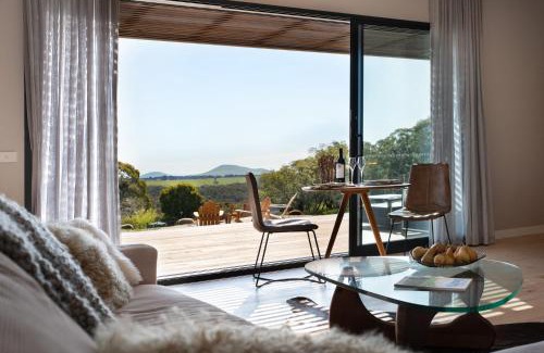 Eganstown House | Experience Skyview Pavilion: A 4-Star Guest Favorite