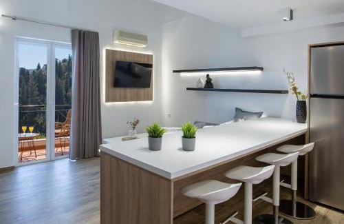 Apolpaina Apartment | Experience Skyview Suites: Guest Rated 9.8 & Child Friendly