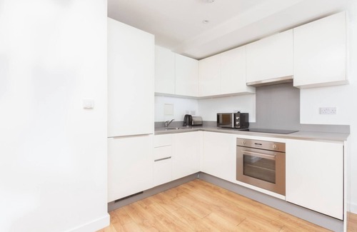 Grange Apartment | Skyvillion - Tower Point Enfield: 1-Bedroom with Balcony