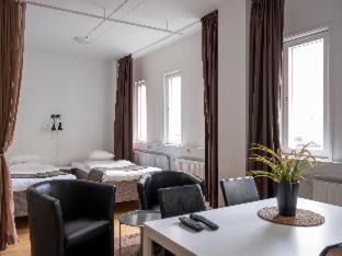 Slagsta Apartment | Discover Oceanfront Comfort at Slagsta Gate Hotell