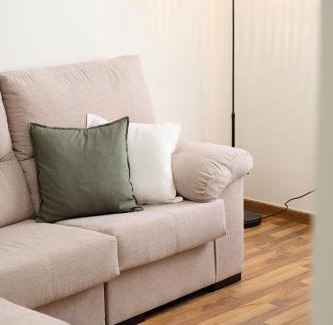 Jaen Apartment | Pet-Friendly Retreat at Slappe Jaén II - Rated 9.3/10