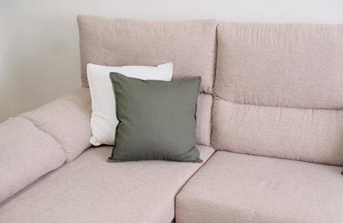 Jaen Apartment | Pet-Friendly Retreat at Slappe Jaén II - Rated 9.3/10