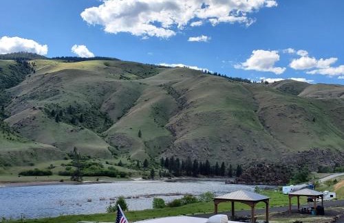 White Bird House | Slate Creek Retreat
