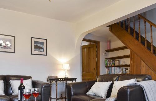 Middleham House | Pet-Friendly Slaters Cottage: 4-Star Stay with High Ratings