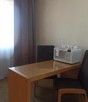 Guarulhos City Centre Apartment | Experience Slaviero1011: Oceanfront Bliss with Pool Access