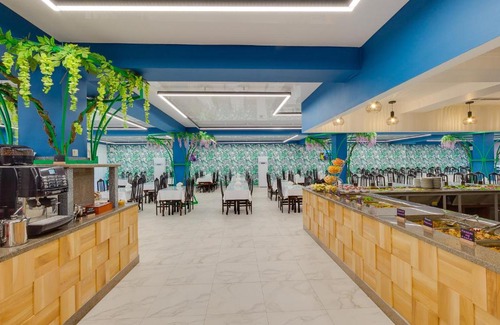 Anapa Hotel | All-Inclusive Slavyanka Hotel with Ocean View & Pool Access