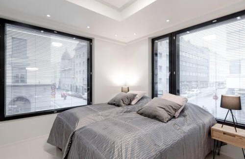 Kamppi Apartment | Modern 3 BR Apartment in City Centre - Rated 9.6/10