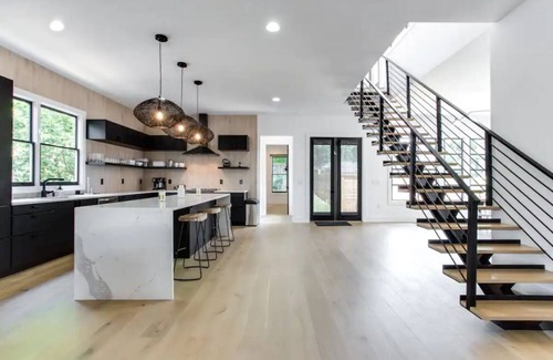 Edgewood House | Elegant New Home in Atlanta with Pool and Spa Amenities