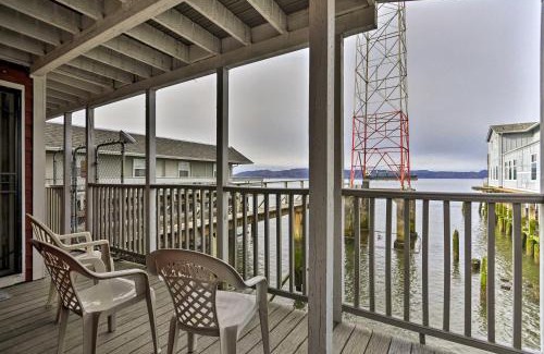 Astoria Apartment | Stylish Riverfront Condo in Downtown Astoria - Family-Friendly