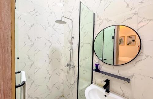 Ofin Apartment | Sleek & Stylish 2 Bedroom Terrace in Lekki
