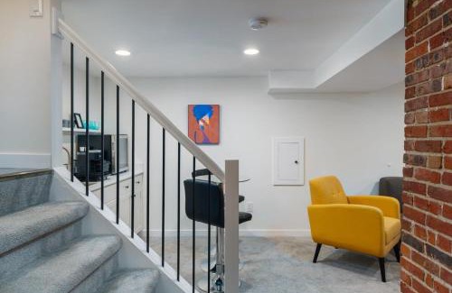 Congress Park Apartment | Stylish Apartment Just Steps From Bluebird Theater