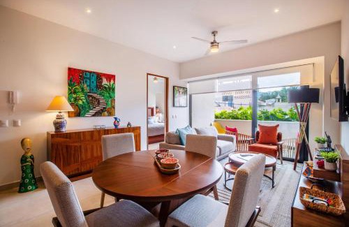 Diaz Ordaz House | Modern Versalles 2BR Roma Encore with Pool & Breakfast