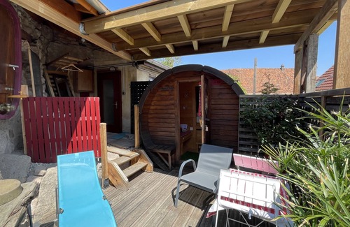 Dambach-la-Ville House | Romantic Barrel Stay with Spa and Breakfast Included