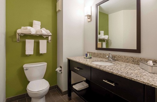 Brandermill Hotel | Discover Comfort at Sleep Inn And Suites - Rated 9/10