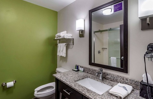 Bowling Green Hotel | Inviting Sleep Inn: Rated 9.2 with Pool & Breakfast
