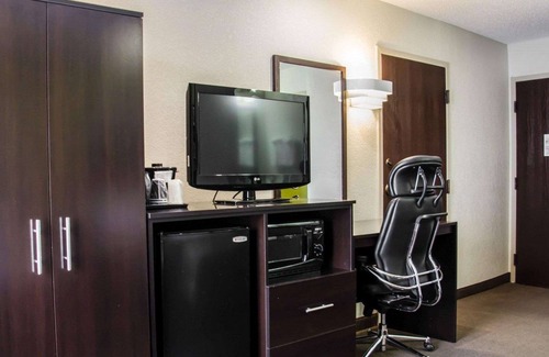 Concord Hotel | Comfortable Stay at Sleep Inn Concord with Pool & Spa