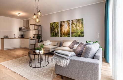 Stadtmitte Apartment | Guest Rated: Sleep Inn Düsseldorf Suites with Spa & Breakfast
