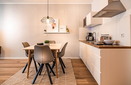 Stadtmitte Apartment | Guest Rated: Sleep Inn Düsseldorf Suites with Spa & Breakfast