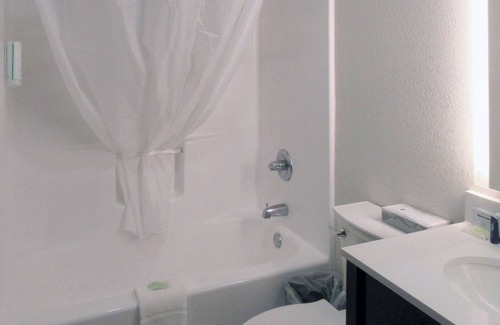 Marion Hotel | Comfortable Stay at Sleep Inn Marion - Cedar Rapids