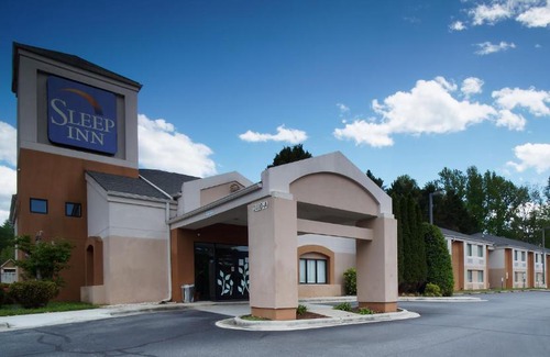Morganton Hotel | Comfortable Stay at Sleep Inn Morganton - Pet Friendly Rooms