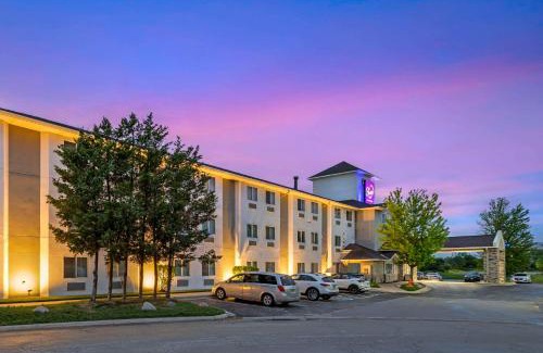 Naperville Hotel | Comfortable Stay at Sleep Inn Naperville with Family Amenities