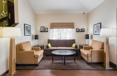 Naperville Hotel | Comfortable Stay at Sleep Inn - Naperville with Spa & Breakfast