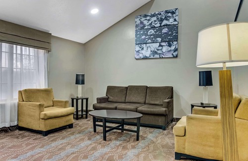 Lansing Hotel | Comfortable Stay at Sleep Inn near I-80 and I-94