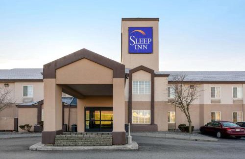 Post Falls Hotel | Pet Friendly Sleep Inn near Washington State Line with Pool