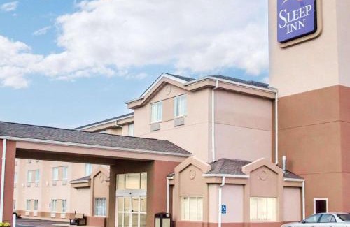 O'Fallon Hotel | Convenient Sleep Inn O'Fallon with Pool & Pet-Friendly Options
