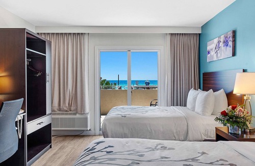 Orange Beach Hotel | Relaxing Stay at Sleep Inn On The Beach with Pool & Spa