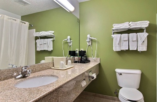 South Bend Hotel | Comfortable Stay at Sleep Inn South Bend Airport with Pool