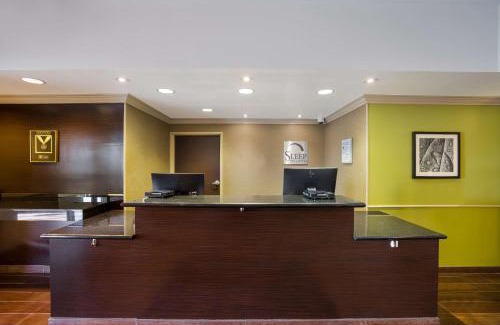 Colby Hotel | Pet-Friendly Sleep Inn & Suites with Family Amenities