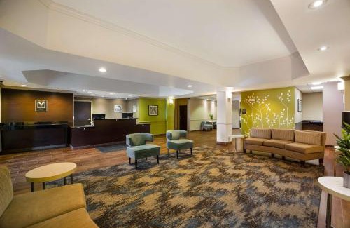 Colby Hotel | Pet-Friendly Sleep Inn & Suites with Family Amenities