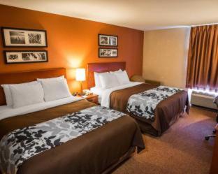 Dunmore Hotel | Pet-Friendly Sleep Inn & Suites with Pool and Family Amenities
