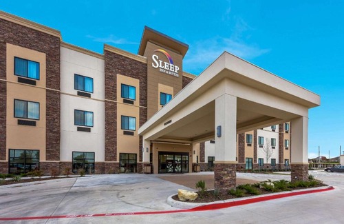 Fossil Creek Hotel | Discover Sleep Inn & Suites Fort Worth - Fossil Creek Bliss