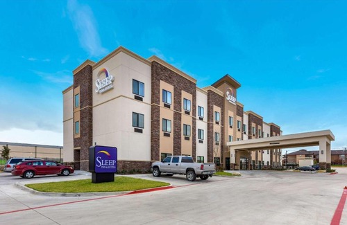 Fossil Creek Hotel | Discover Sleep Inn & Suites Fort Worth - Fossil Creek Bliss