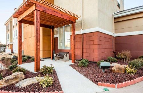 Guthrie Hotel | Cozy Stay at Sleep Inn & Suites Guthrie - Edmond North