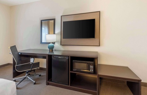 Norman Hotel | Comfortable Stay at Sleep Inn & Suites Norman by University