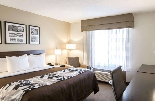 Norton Hotel | Top-Rated Sleep Inn & Suites Norton with Family-Friendly Amenities