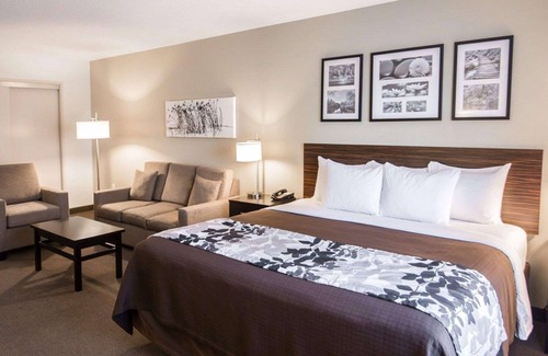 Norton Hotel | Top-Rated Sleep Inn & Suites Norton with Family-Friendly Amenities