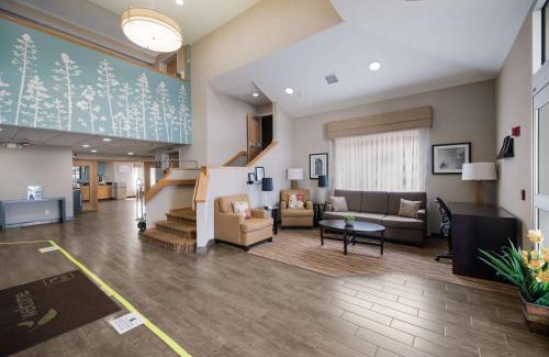Gypsum Hotel | Oceanfront Getaway at Sleep Inn & Suites for Families