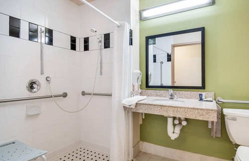 Gettysburg Hotel | Discover Sleep Inn & Suites: Family-Friendly with Pool